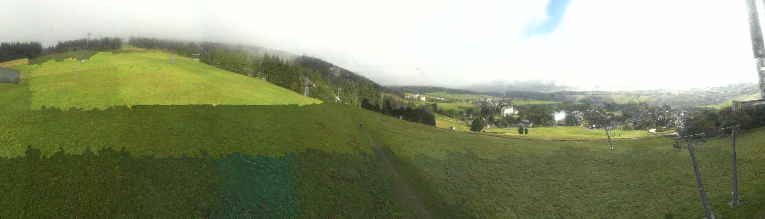 Archiv Foto Webcam Oberwiesenthal - Blick auf Skihang und Ort