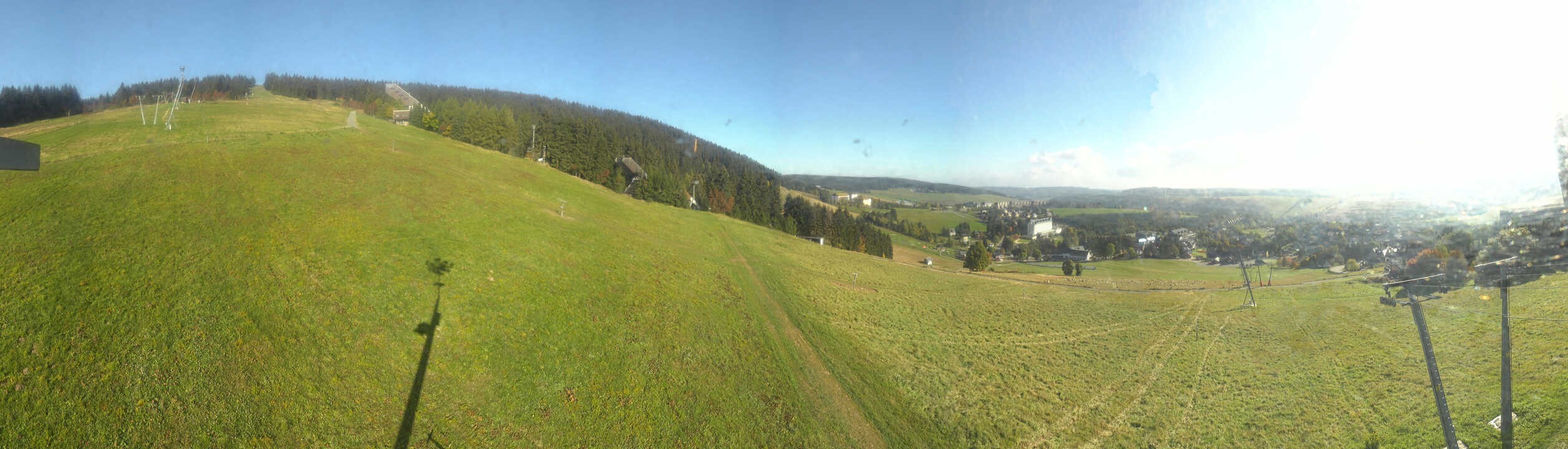 Archiv Foto Webcam Oberwiesenthal - Blick auf Skihang und Ort