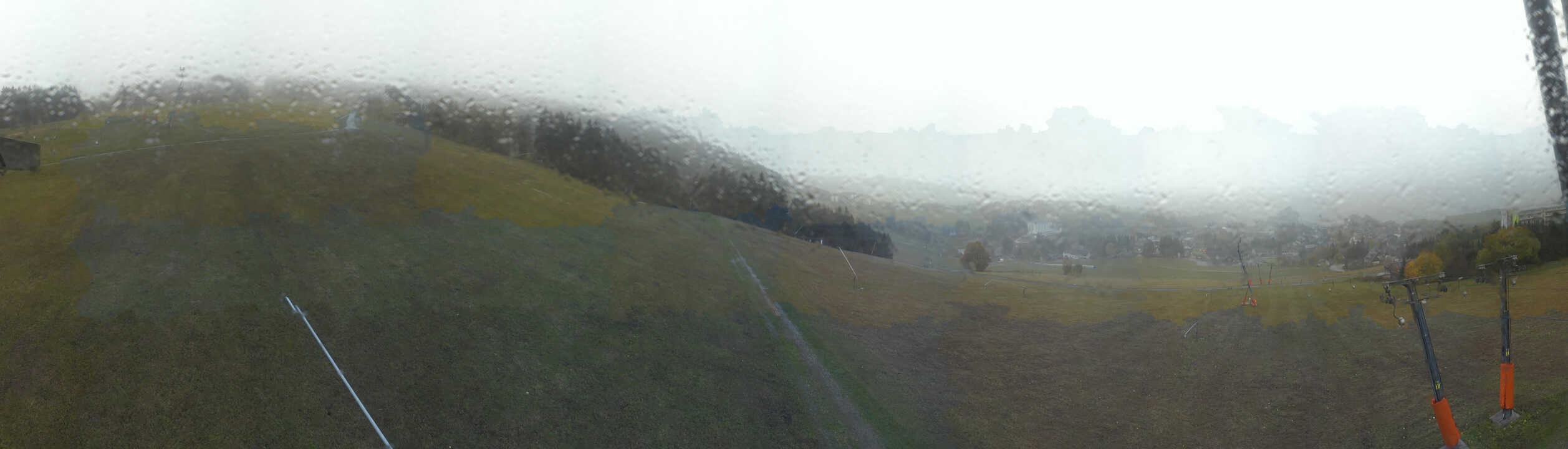 Archiv Foto Webcam Oberwiesenthal - Blick auf Skihang und Ort
