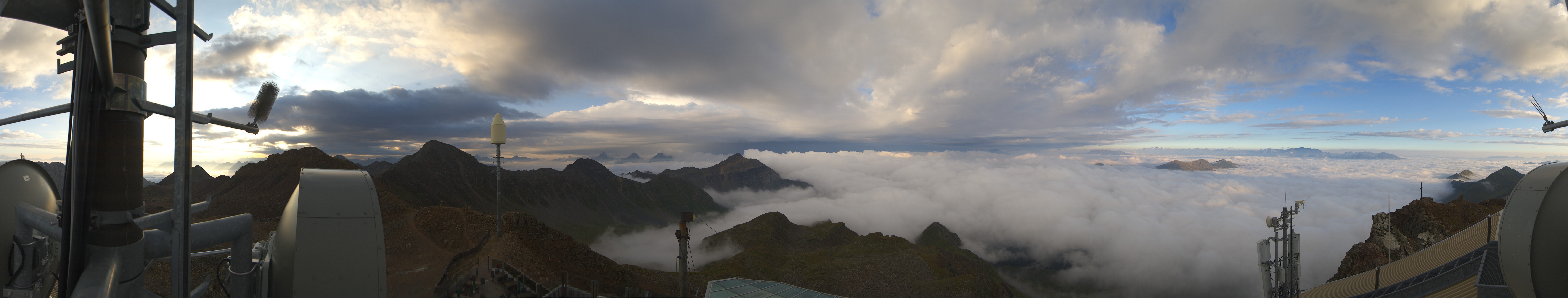 Archived image Webcam Summit Parpaner Rothorn Lenzerheide
