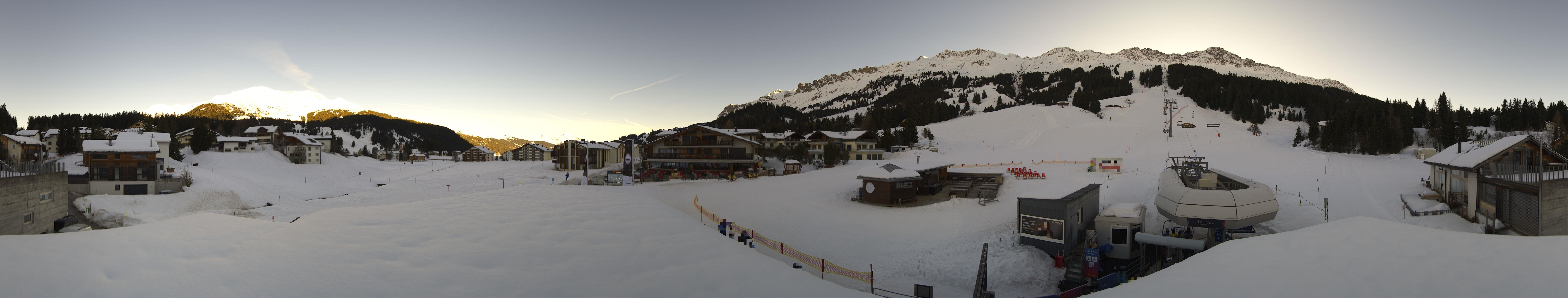 Archived image Webcam Parpan Roundshot