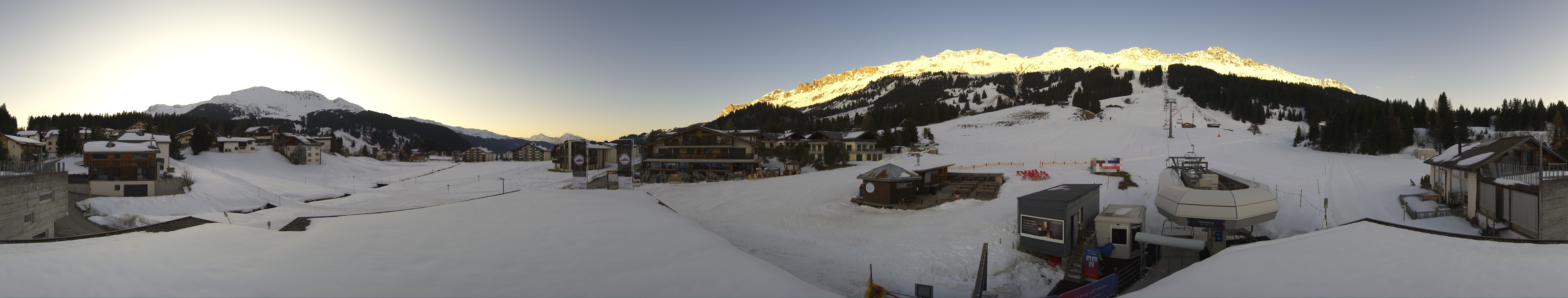 Archived image Webcam Parpan Roundshot