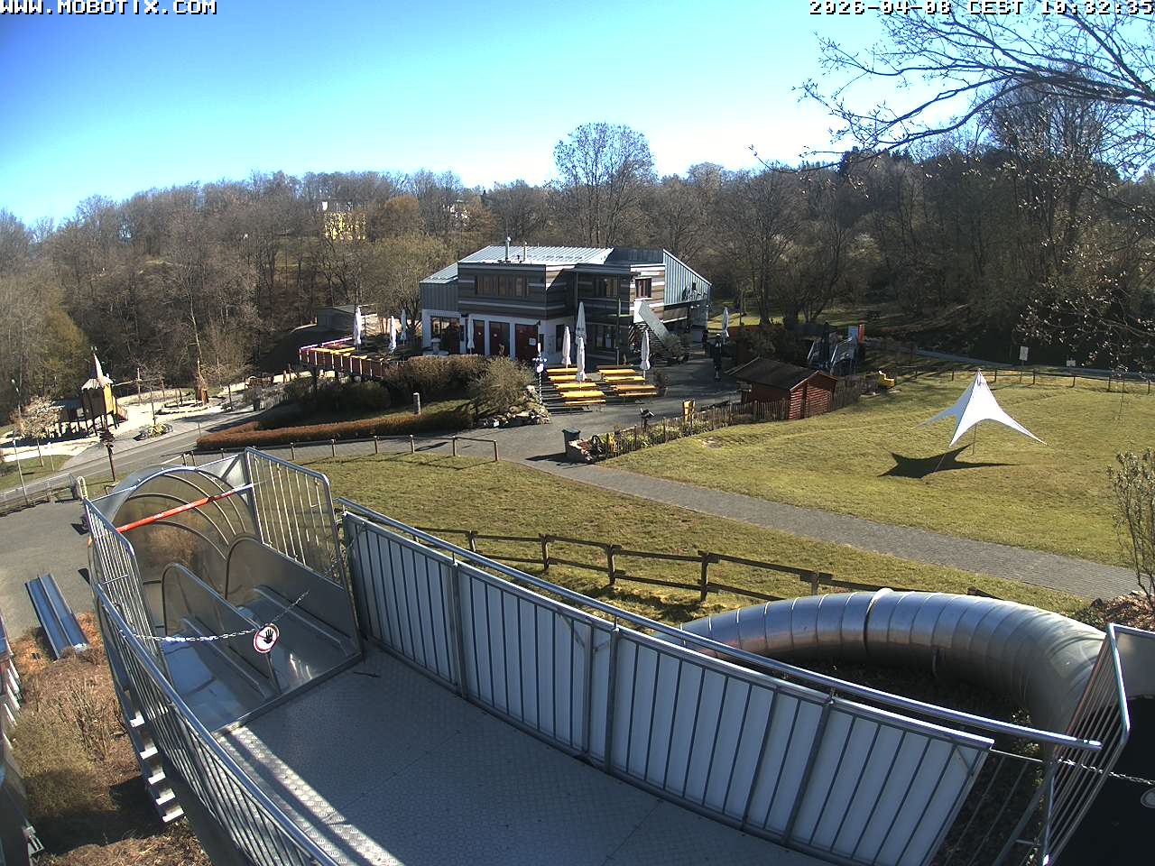 Archiv Foto Webcam Sommerrodelbahn und Freizeitzentrum Peterberg