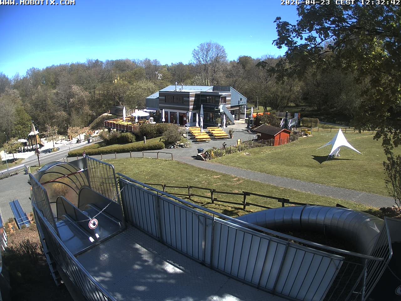 Archiv Foto Webcam Sommerrodelbahn und Freizeitzentrum Peterberg