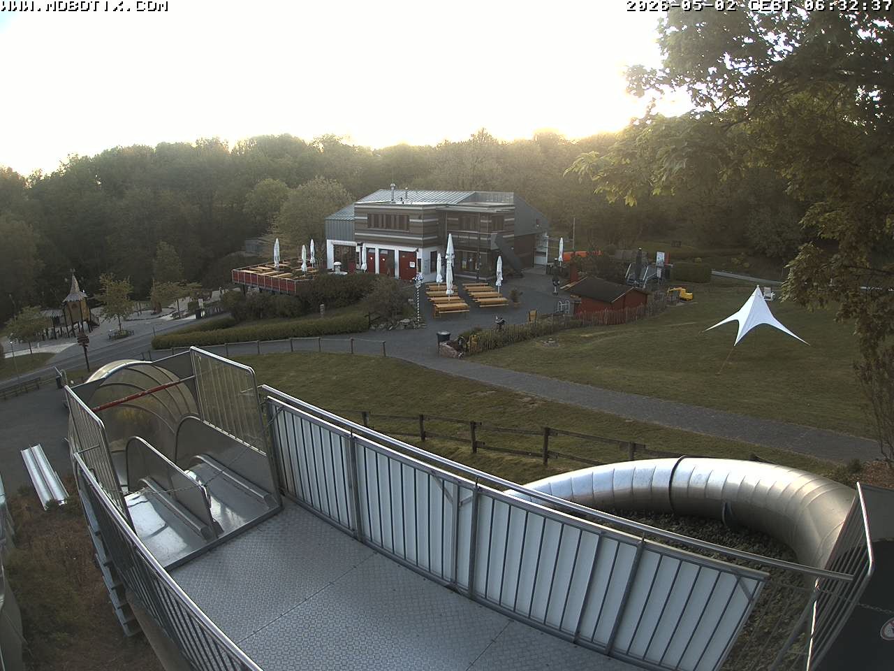 Archiv Foto Webcam Sommerrodelbahn und Freizeitzentrum Peterberg