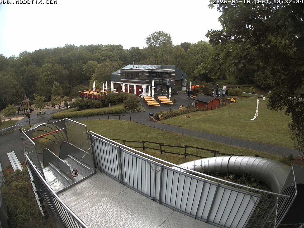 Archiv Foto Webcam Sommerrodelbahn und Freizeitzentrum Peterberg