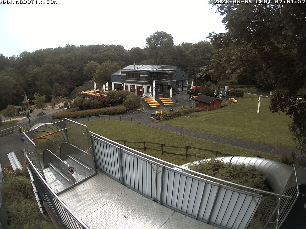 Archiv Foto Webcam Sommerrodelbahn und Freizeitzentrum Peterberg
