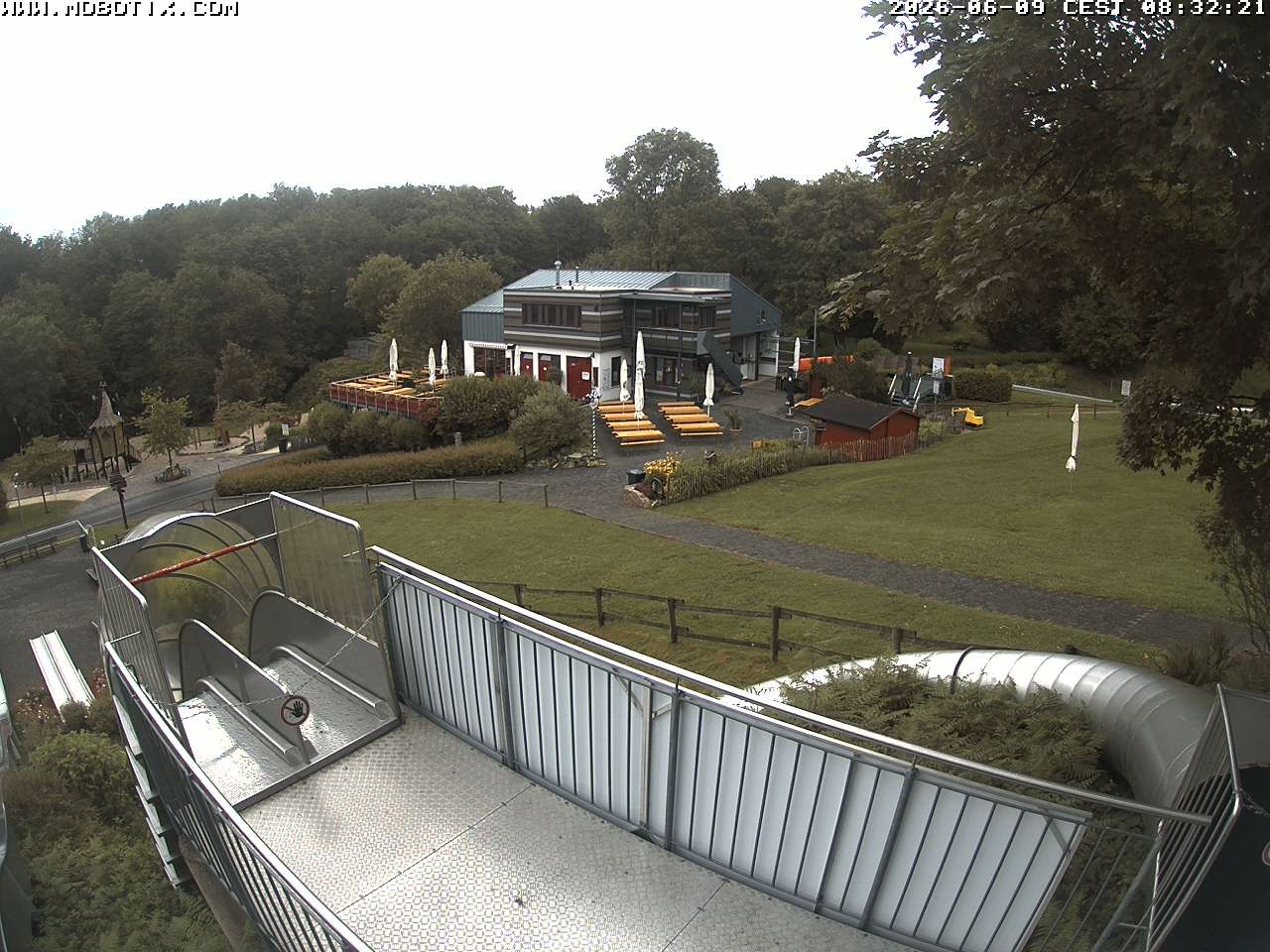 Archiv Foto Webcam Sommerrodelbahn und Freizeitzentrum Peterberg