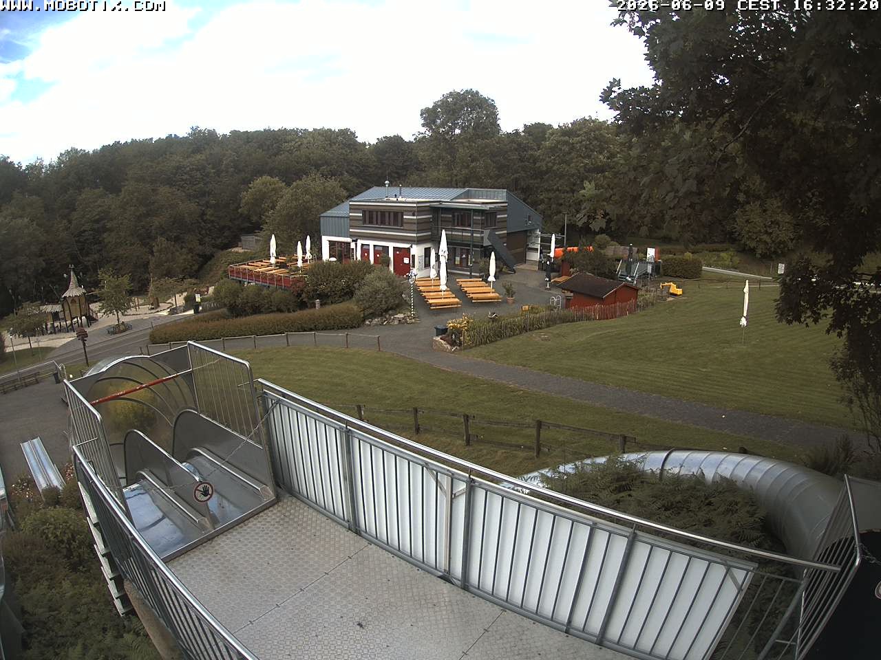Archiv Foto Webcam Sommerrodelbahn und Freizeitzentrum Peterberg