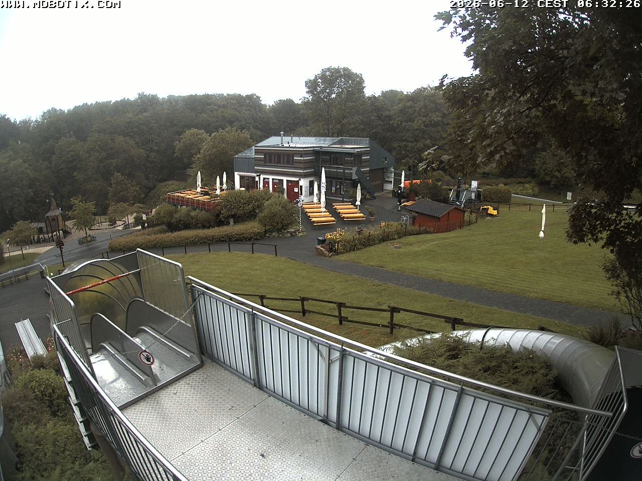 Archiv Foto Webcam Sommerrodelbahn und Freizeitzentrum Peterberg