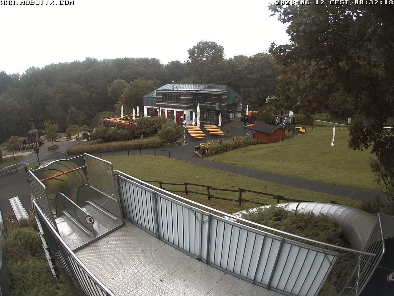 Archiv Foto Webcam Sommerrodelbahn und Freizeitzentrum Peterberg