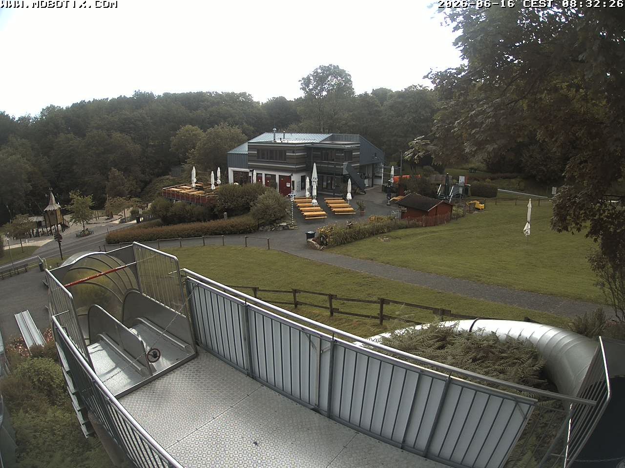 Archiv Foto Webcam Sommerrodelbahn und Freizeitzentrum Peterberg