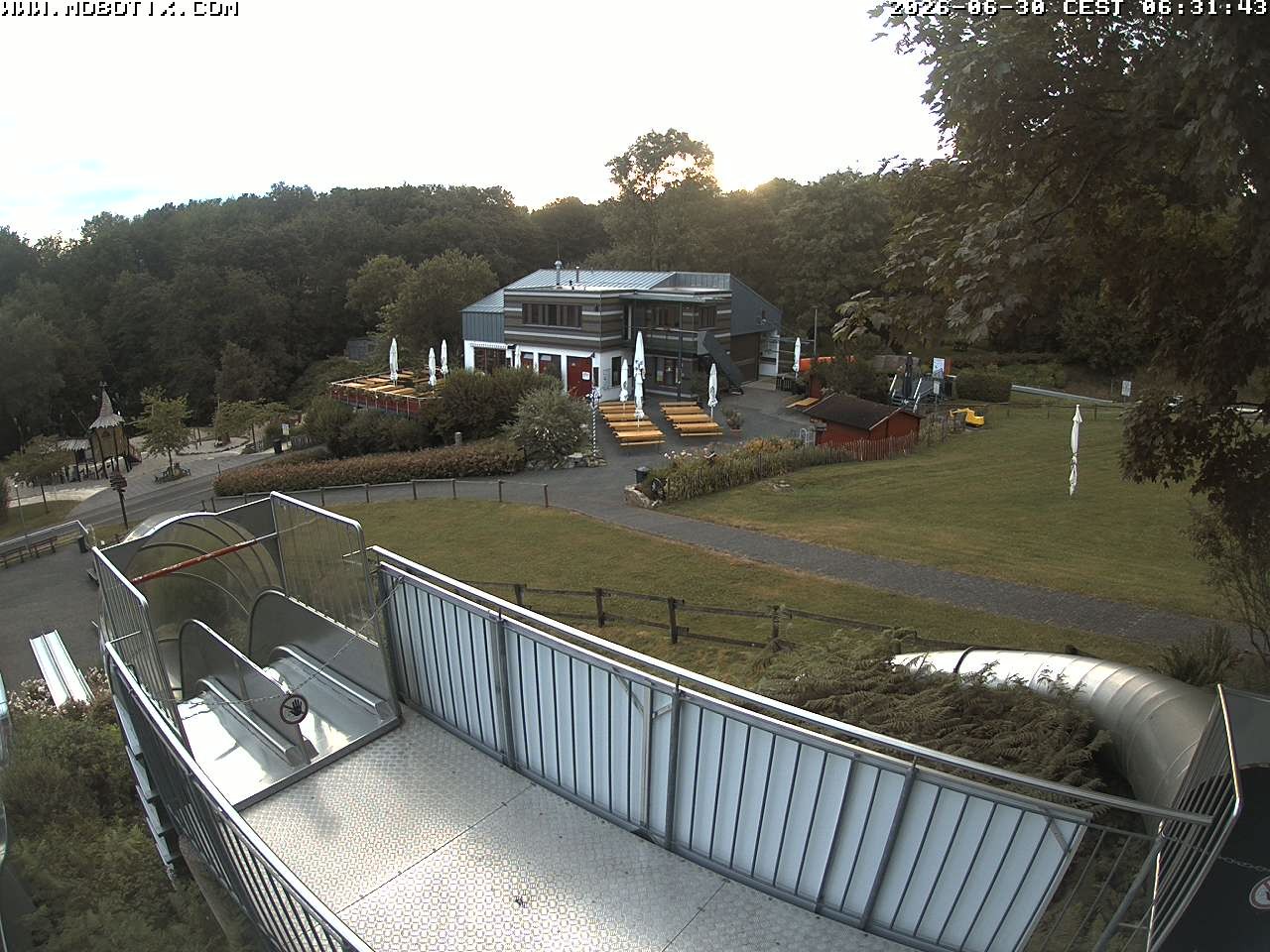 Archiv Foto Webcam Sommerrodelbahn und Freizeitzentrum Peterberg