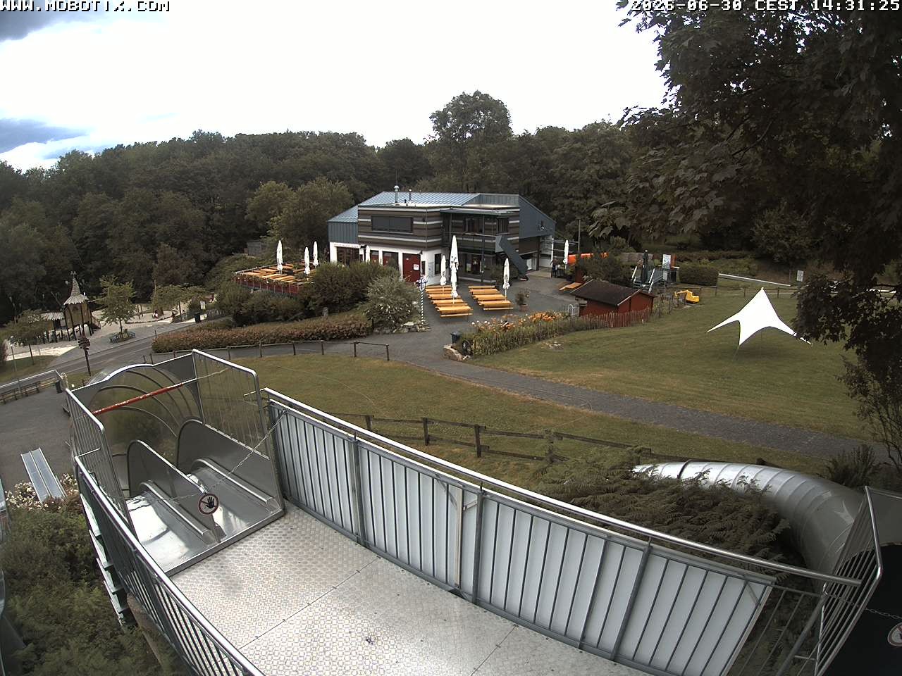 Archiv Foto Webcam Sommerrodelbahn und Freizeitzentrum Peterberg
