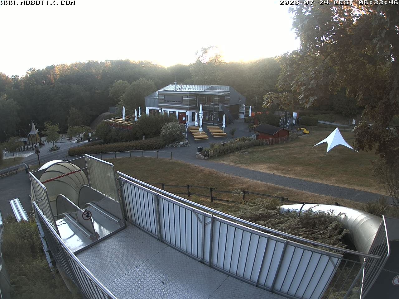 Archiv Foto Webcam Sommerrodelbahn und Freizeitzentrum Peterberg