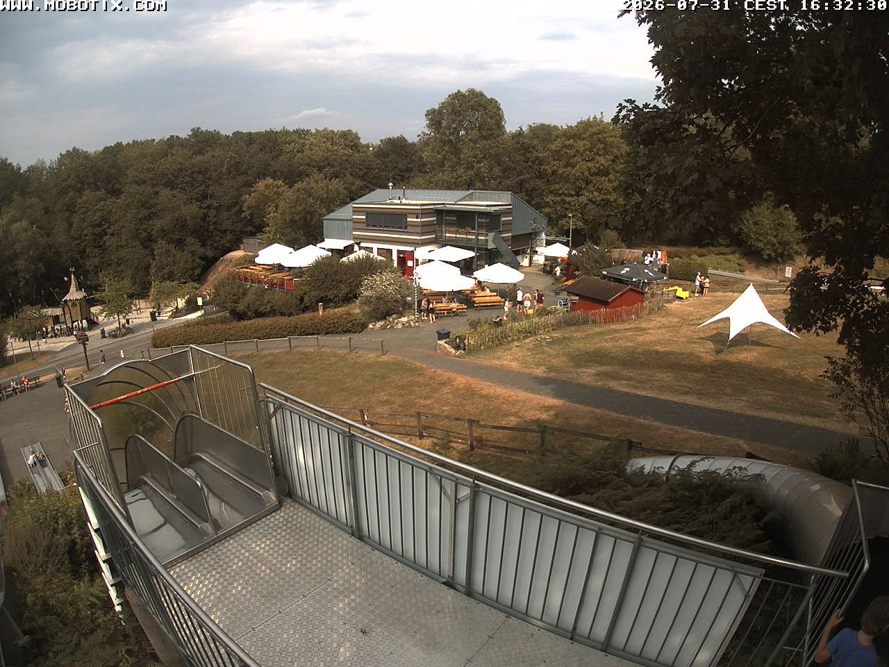 Archiv Foto Webcam Sommerrodelbahn und Freizeitzentrum Peterberg