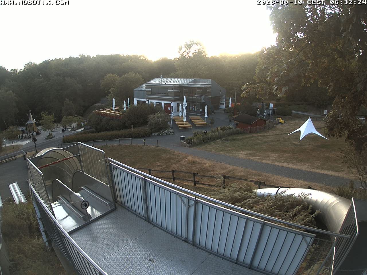 Archiv Foto Webcam Sommerrodelbahn und Freizeitzentrum Peterberg