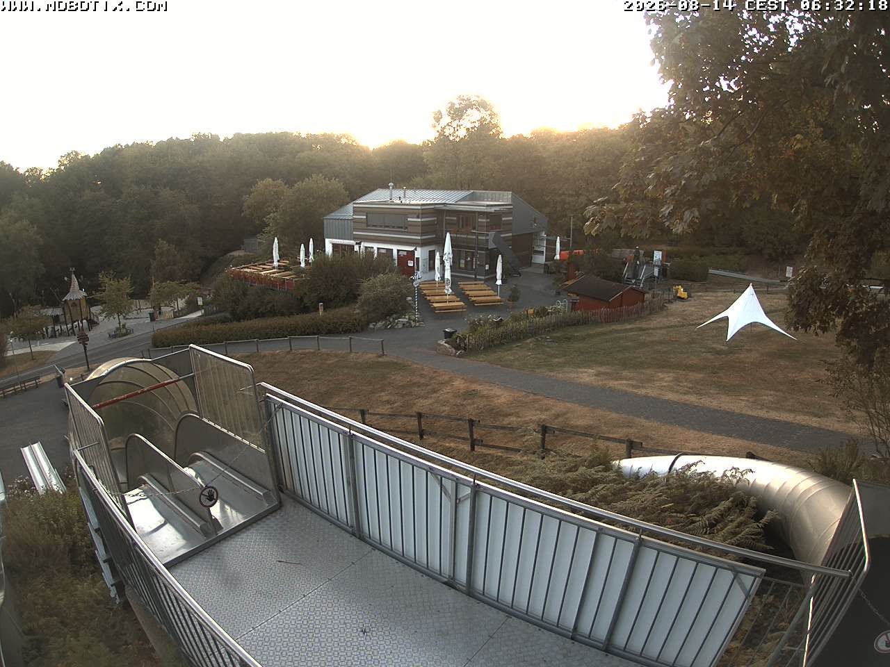 Archiv Foto Webcam Sommerrodelbahn und Freizeitzentrum Peterberg