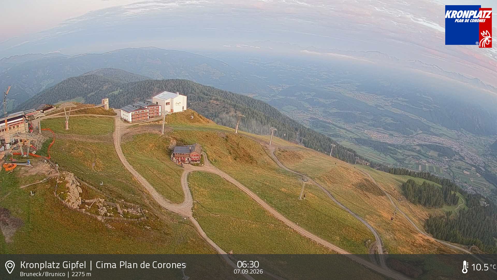 Archived image Webcam View To Brunico, Plan De Corones