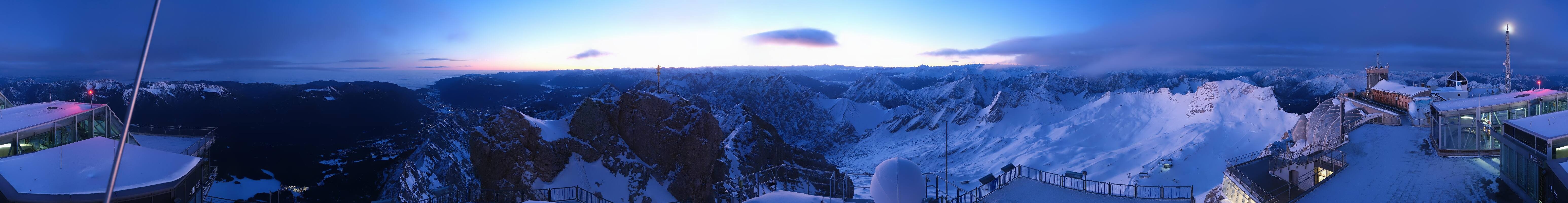 Archiv Foto Webcam Zugspitze: Panoramablick vom Gipfel