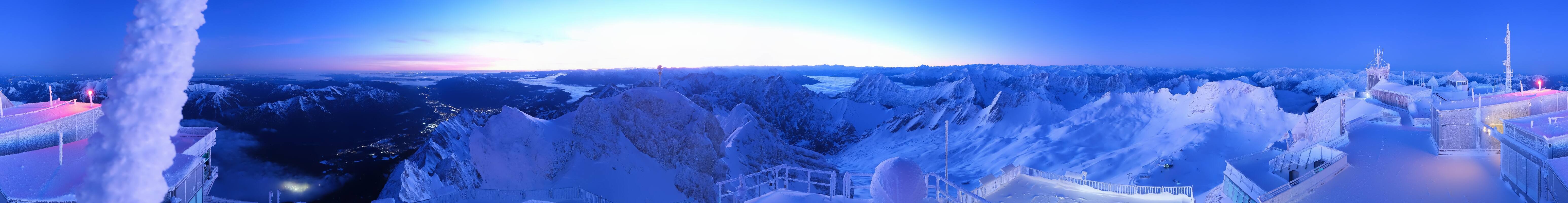 Archiv Foto Webcam Zugspitze: Panoramablick vom Gipfel
