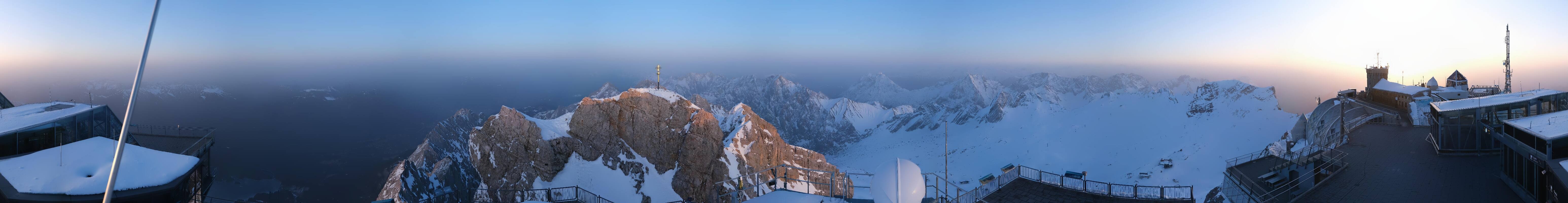 Archiv Foto Webcam Zugspitze: Panoramablick vom Gipfel