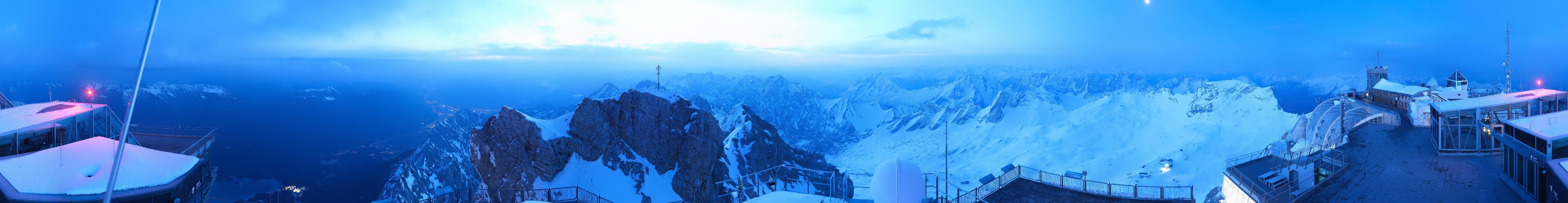 Archiv Foto Webcam Zugspitze: Panoramablick vom Gipfel
