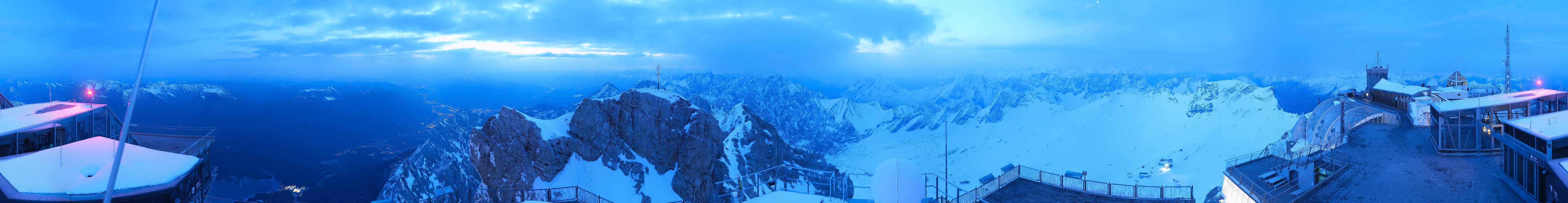 Archiv Foto Webcam Zugspitze: Panoramablick vom Gipfel