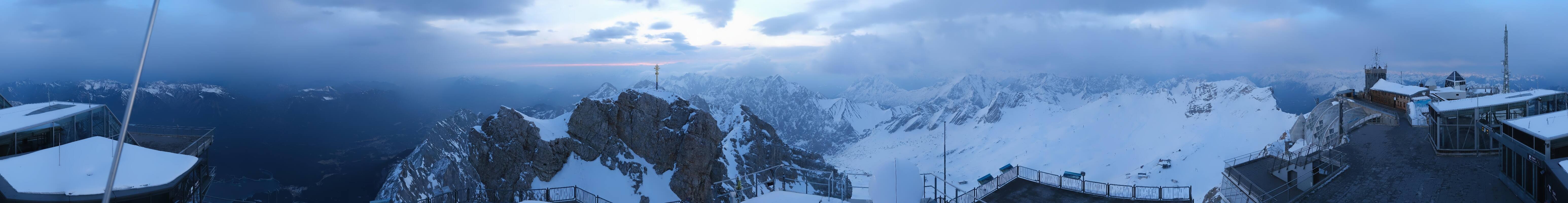 Archiv Foto Webcam Zugspitze: Panoramablick vom Gipfel