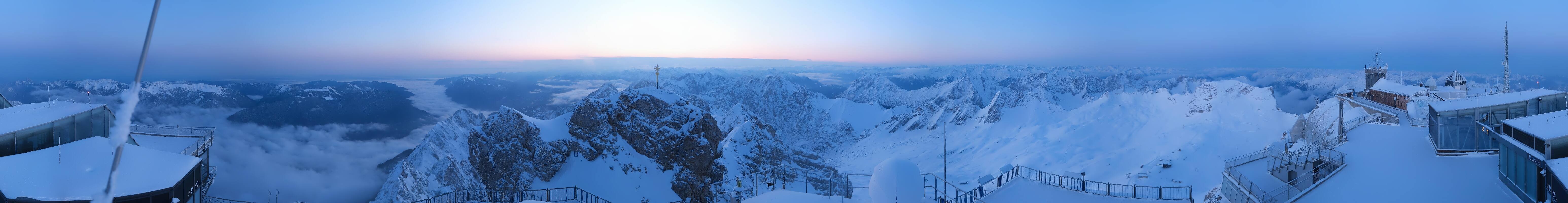 Archiv Foto Webcam Zugspitze: Panoramablick vom Gipfel