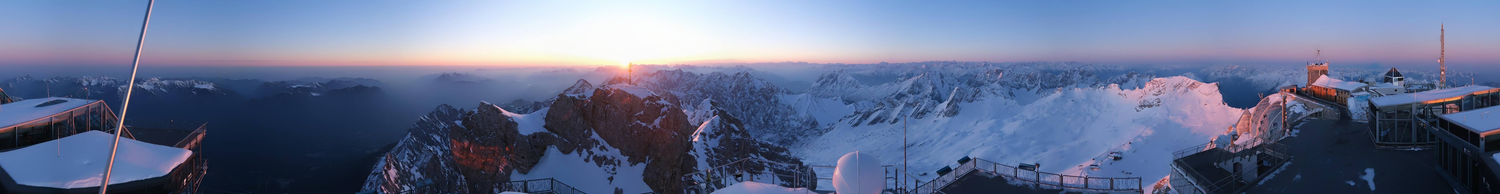 Archiv Foto Webcam Zugspitze: Panoramablick vom Gipfel