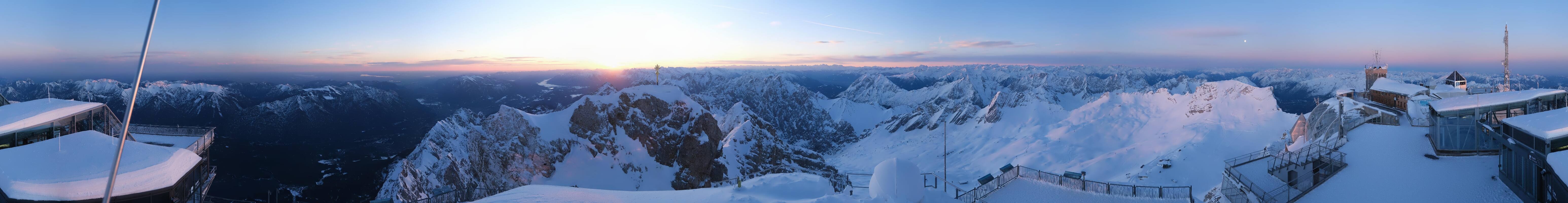 Archived image Webcam Panoramic View Zugspitze