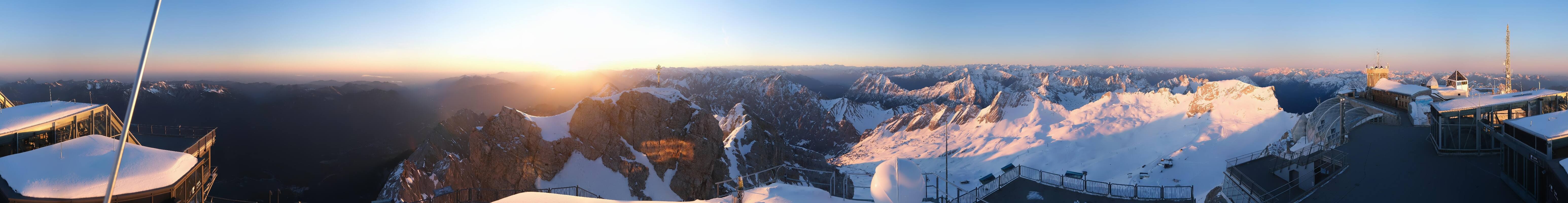 Archived image Webcam Panoramic View Zugspitze