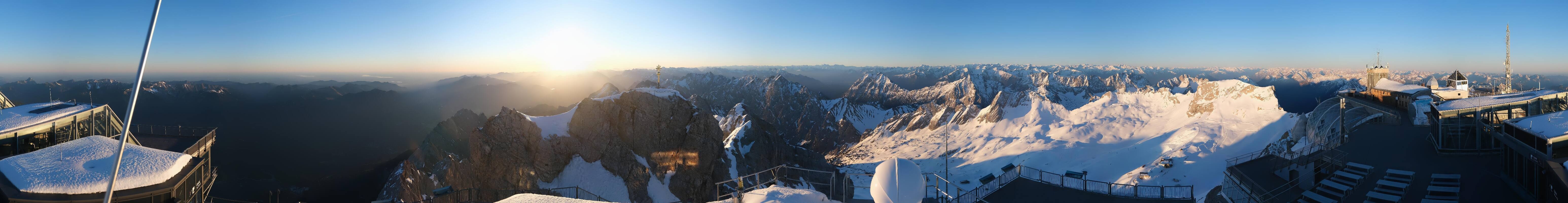 Archived image Webcam Panoramic View Zugspitze