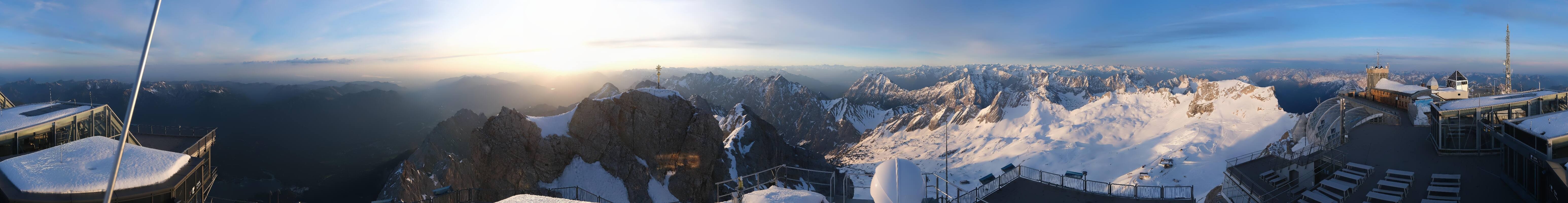 Archiv Foto Webcam Zugspitze: Panoramablick vom Gipfel