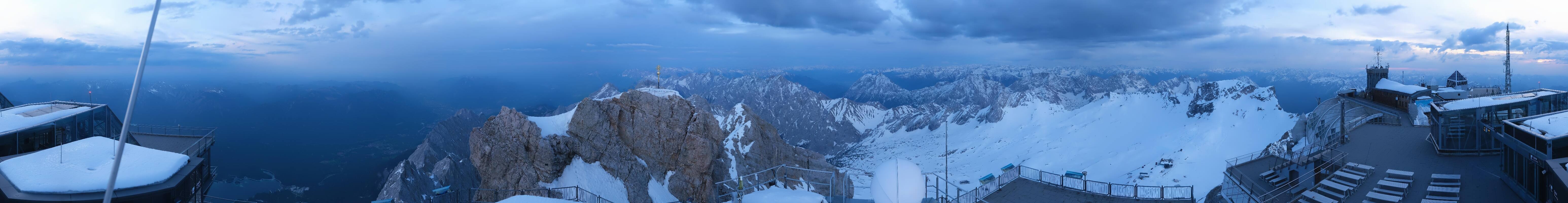 Archiv Foto Webcam Zugspitze: Panoramablick vom Gipfel
