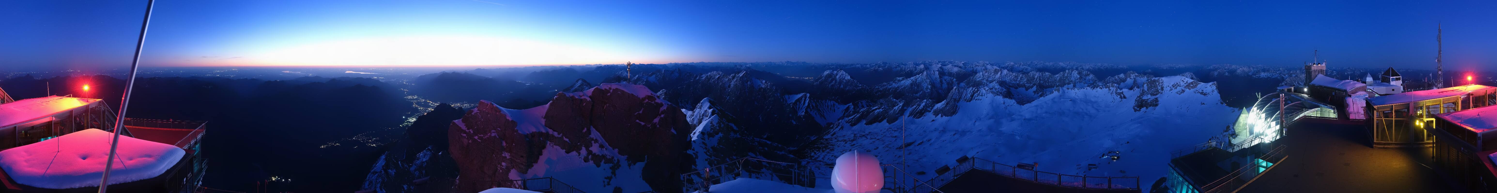 Archiv Foto Webcam Zugspitze: Panoramablick vom Gipfel