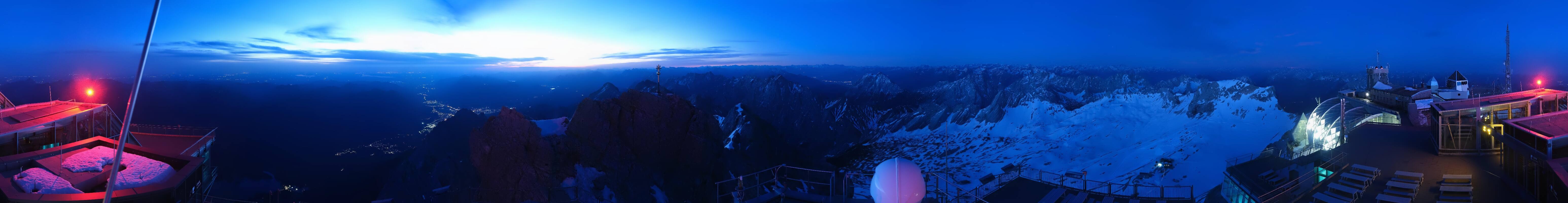 Archiv Foto Webcam Zugspitze: Panoramablick vom Gipfel