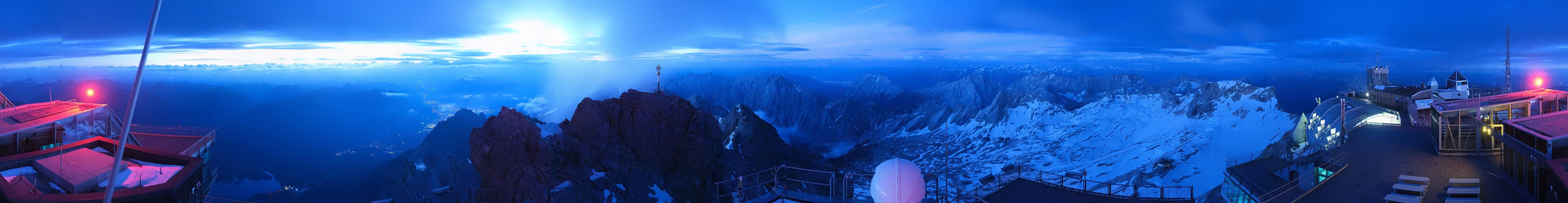 Archiv Foto Webcam Zugspitze: Panoramablick vom Gipfel