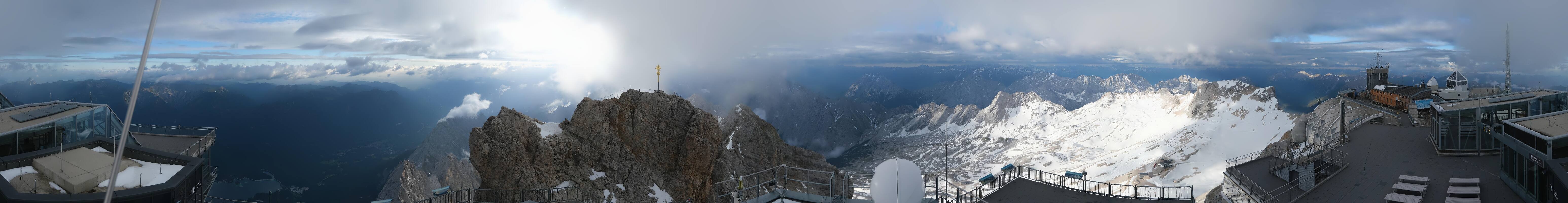 Archiv Foto Webcam Zugspitze: Panoramablick vom Gipfel
