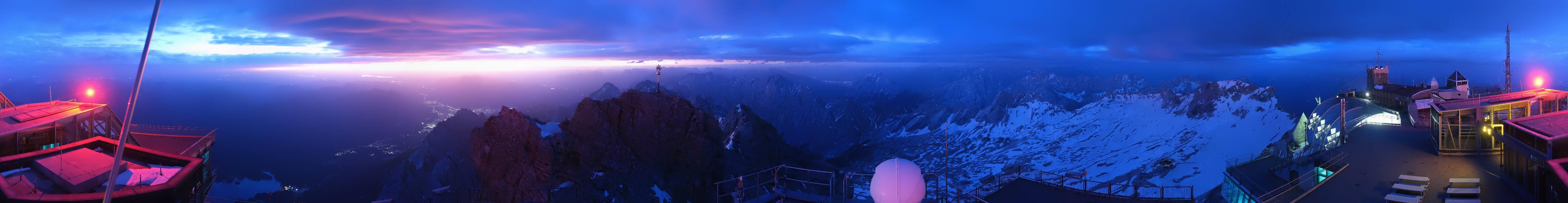 Archiv Foto Webcam Zugspitze: Panoramablick vom Gipfel