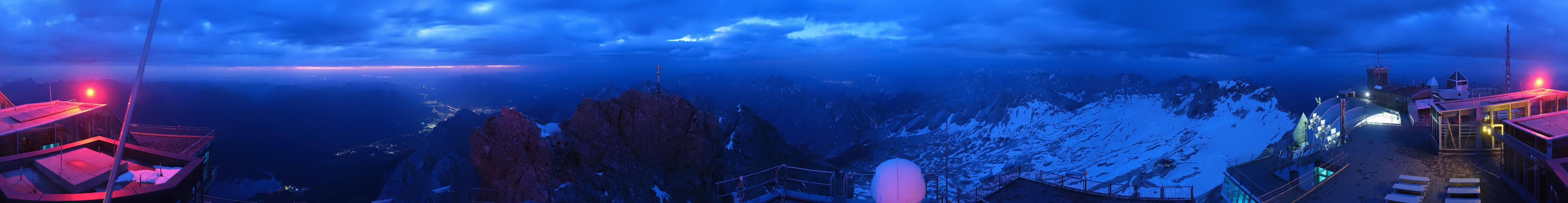 Archiv Foto Webcam Zugspitze: Panoramablick vom Gipfel
