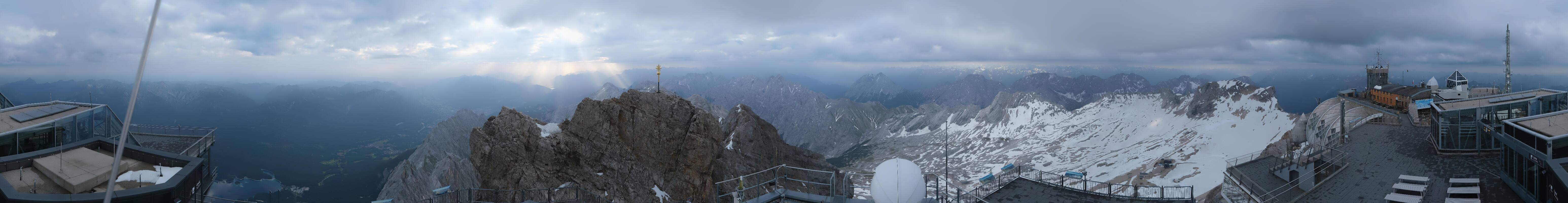Archiv Foto Webcam Zugspitze: Panoramablick vom Gipfel