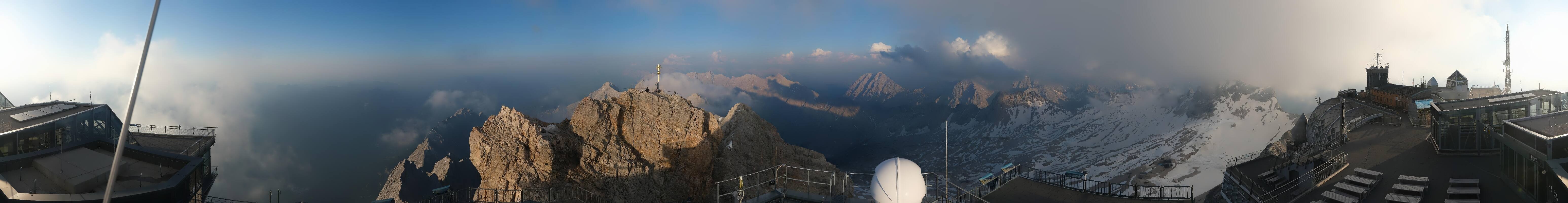Archiv Foto Webcam Zugspitze: Panoramablick vom Gipfel