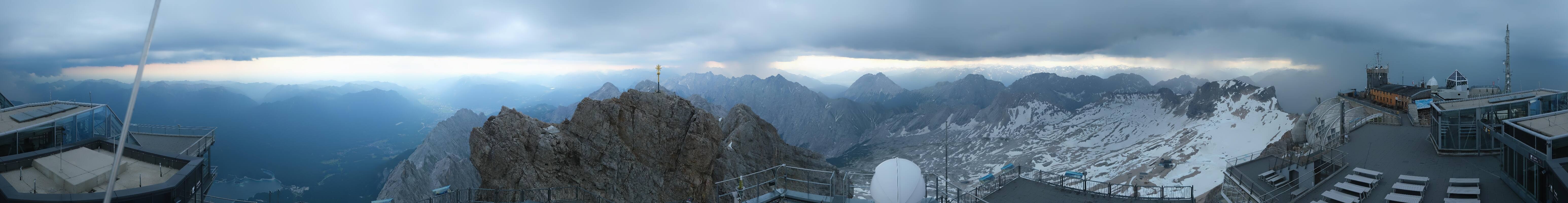 Archiv Foto Webcam Zugspitze: Panoramablick vom Gipfel