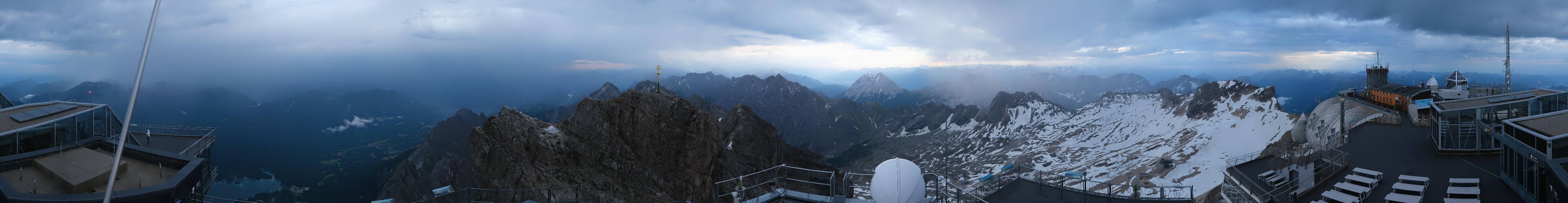 Archiv Foto Webcam Zugspitze: Panoramablick vom Gipfel