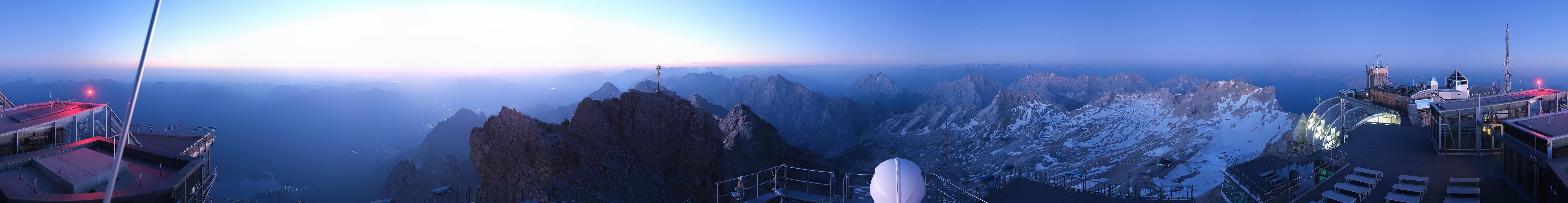 Archiv Foto Webcam Zugspitze: Panoramablick vom Gipfel