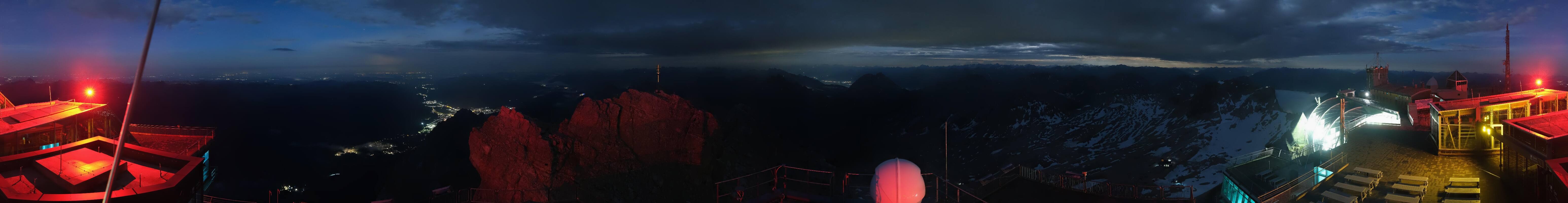 Archiv Foto Webcam Zugspitze: Panoramablick vom Gipfel