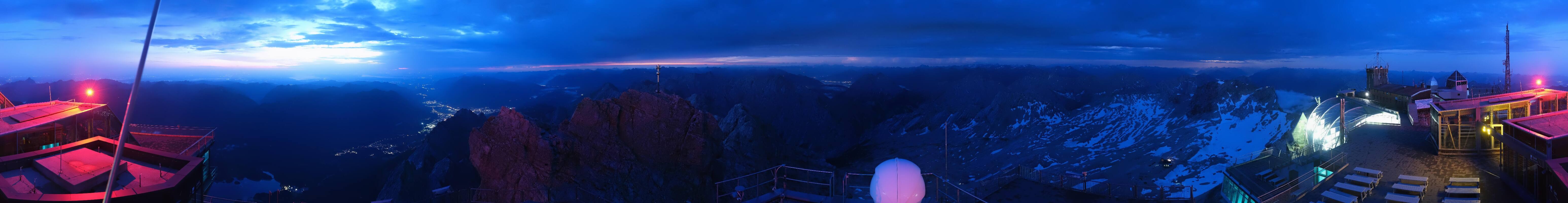 Archiv Foto Webcam Zugspitze: Panoramablick vom Gipfel