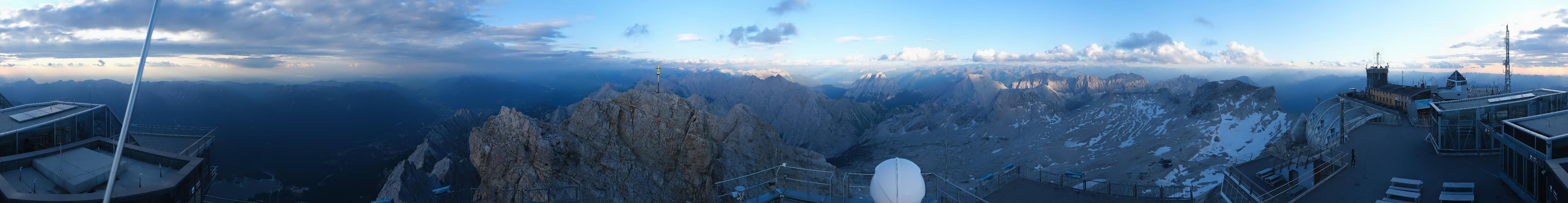 Archiv Foto Webcam Zugspitze: Panoramablick vom Gipfel
